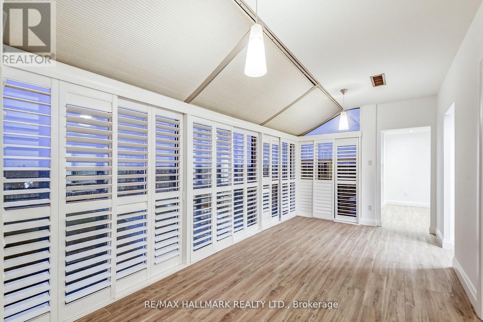 #1211 20 HARDING BOULEVARD W - 14