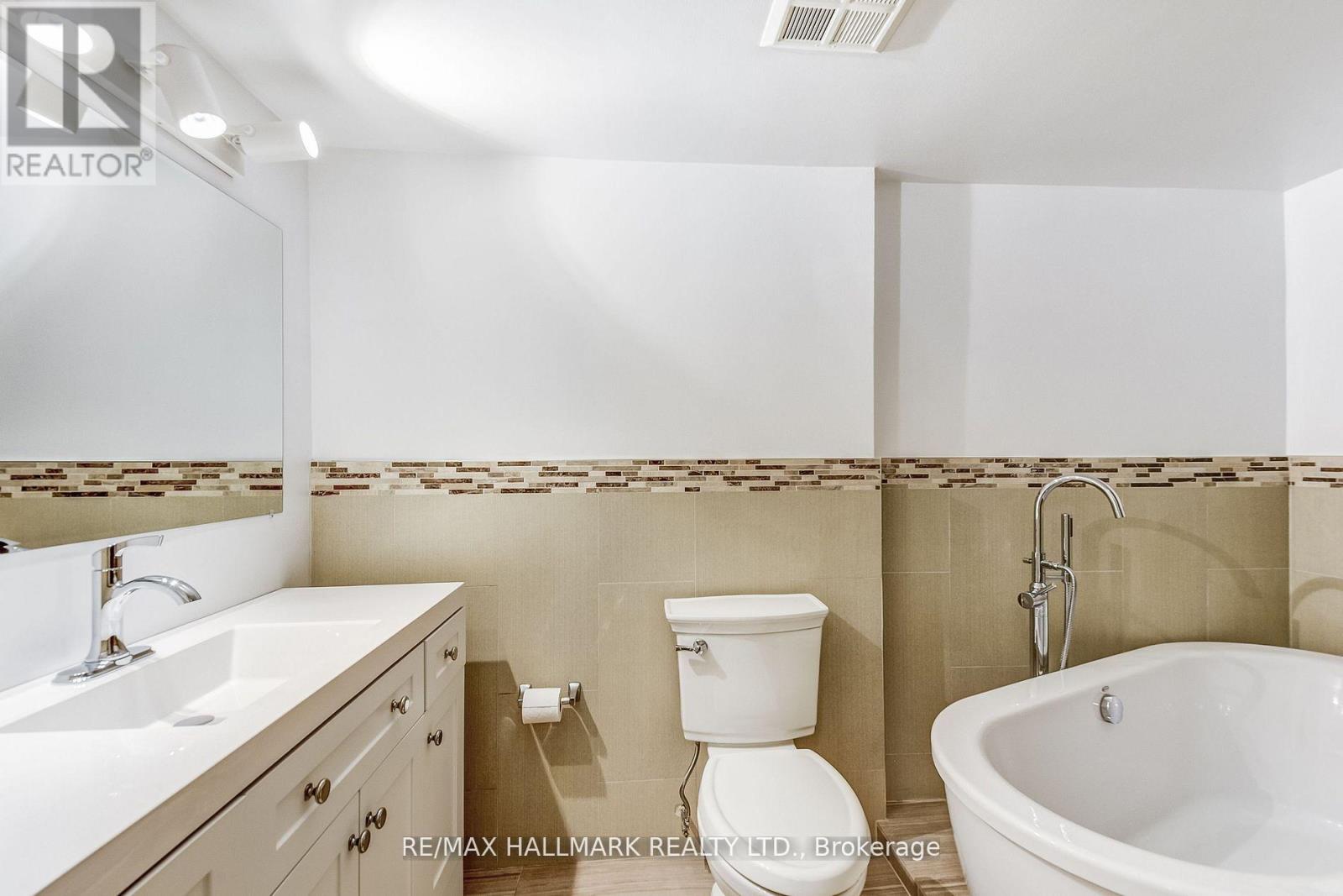 #1211 20 HARDING BOULEVARD W - 27