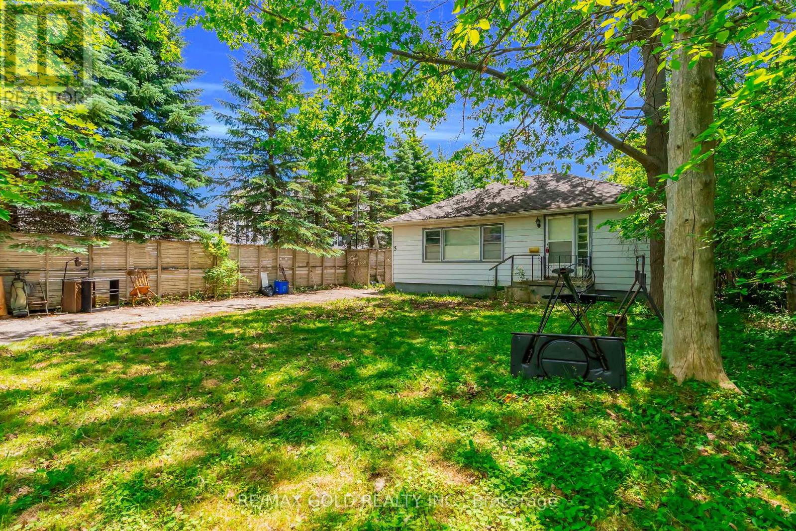 3 AUBREY AVENUE - 10