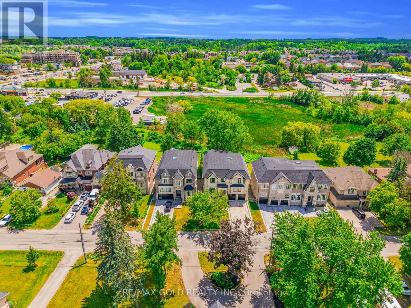 3 AUBREY AVENUE - 13