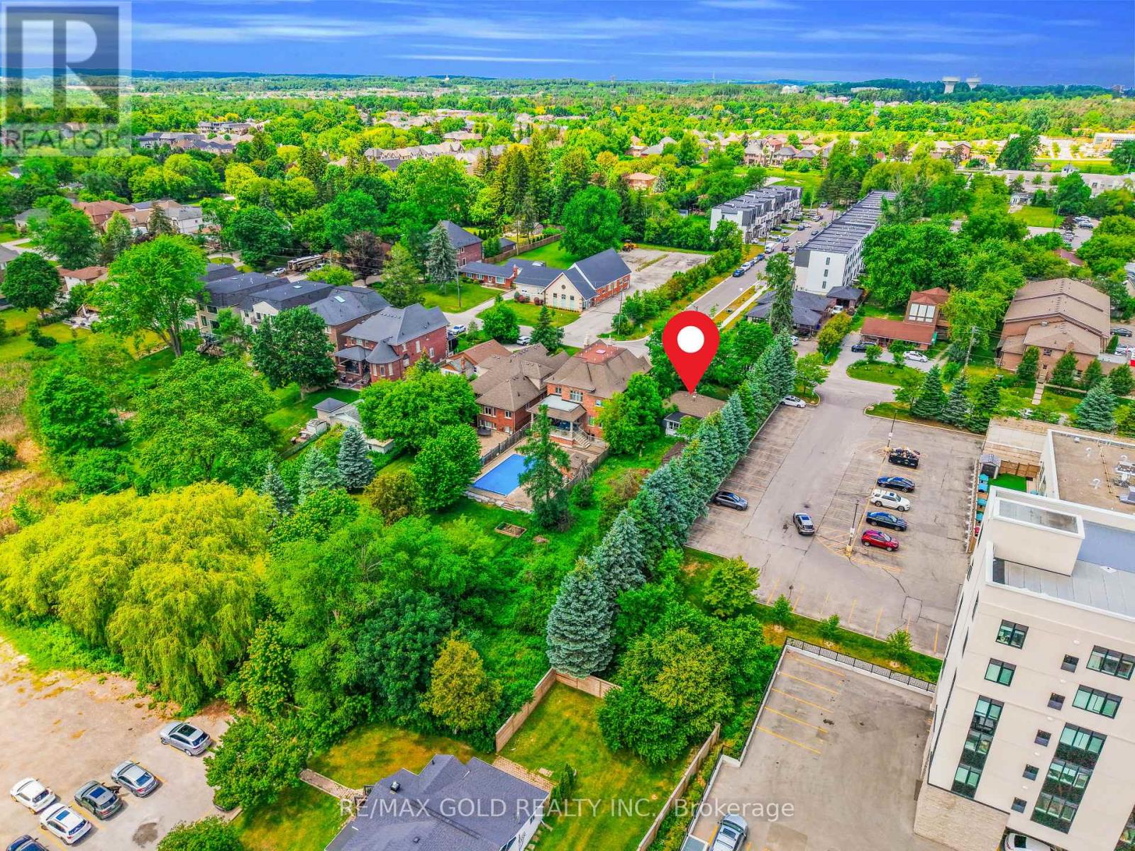 3 AUBREY AVENUE - 32