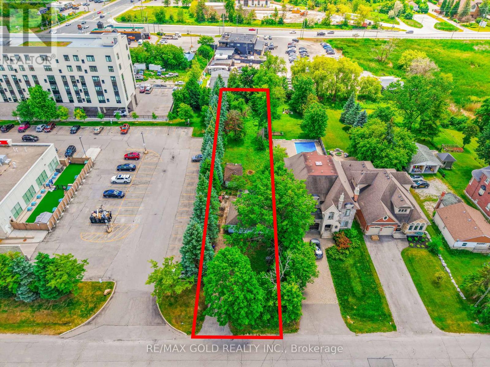 3 AUBREY AVENUE - 4