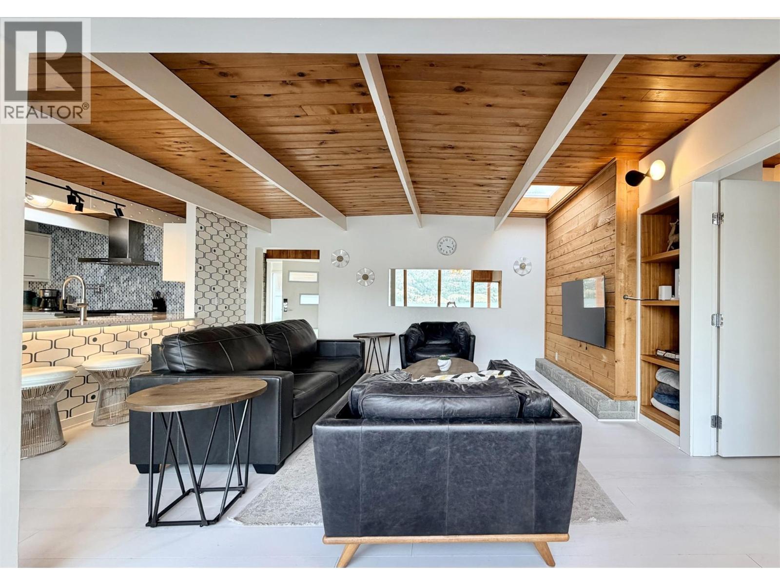 266 ALDER Avenue - 25