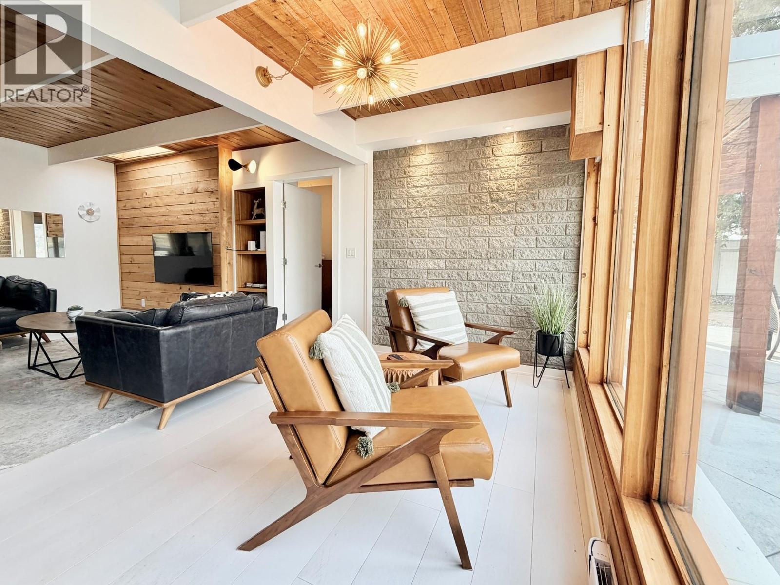 266 ALDER Avenue - 24