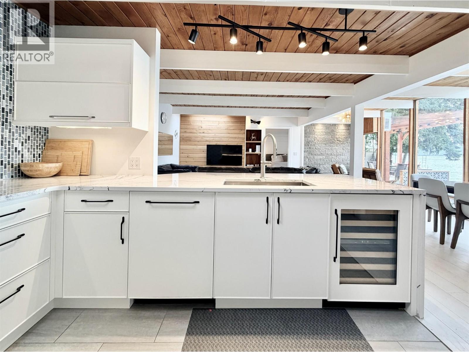 266 ALDER Avenue - 15