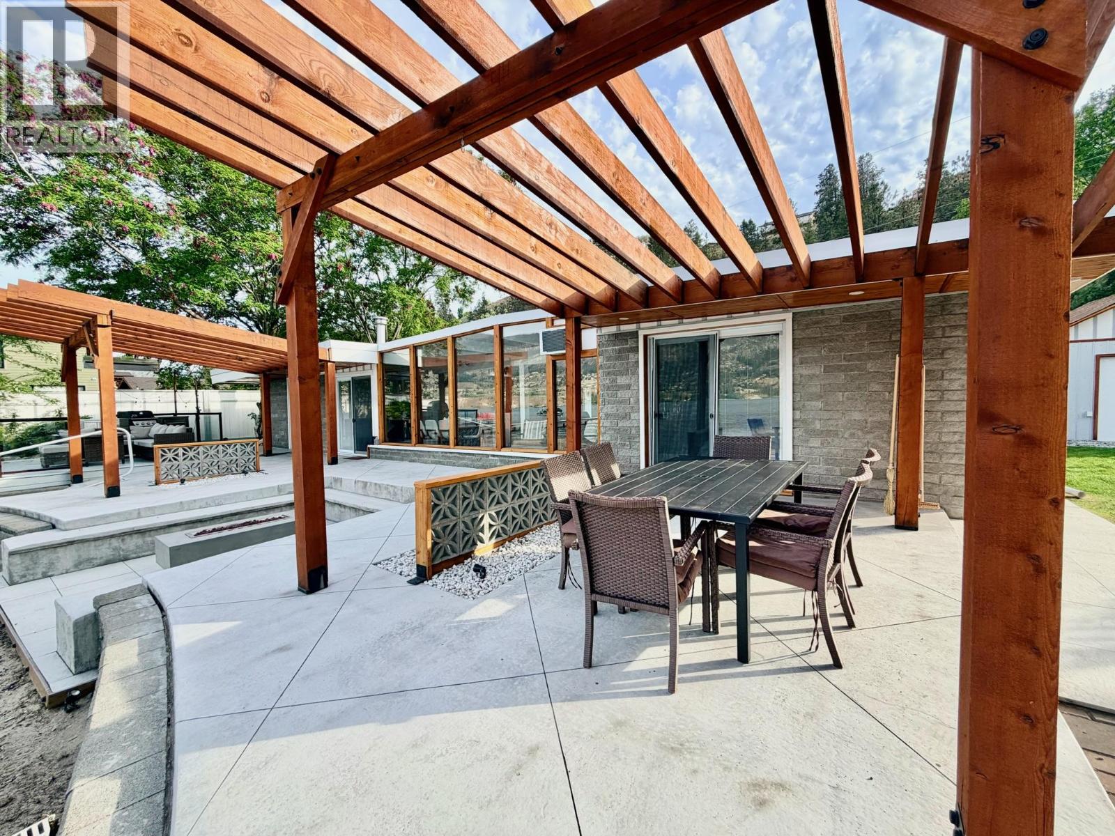 266 ALDER Avenue - 66