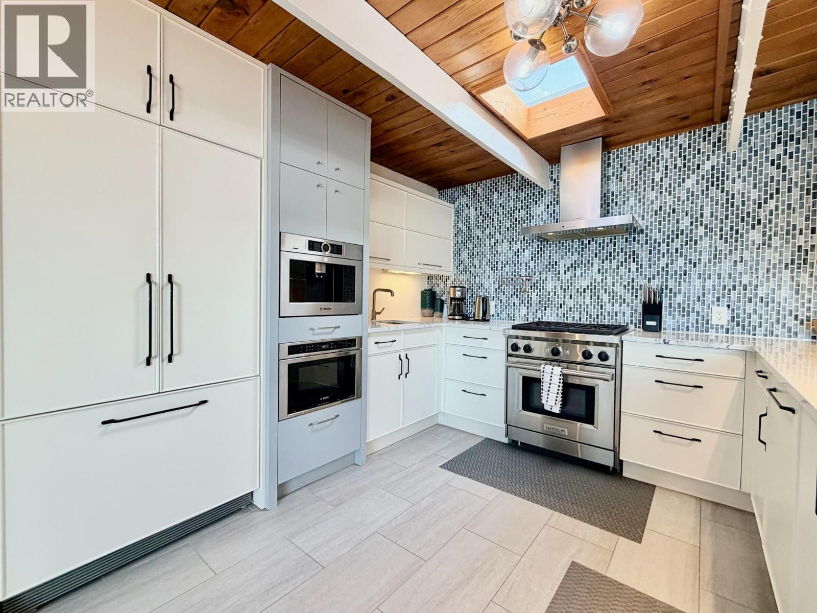 266 ALDER Avenue - 12