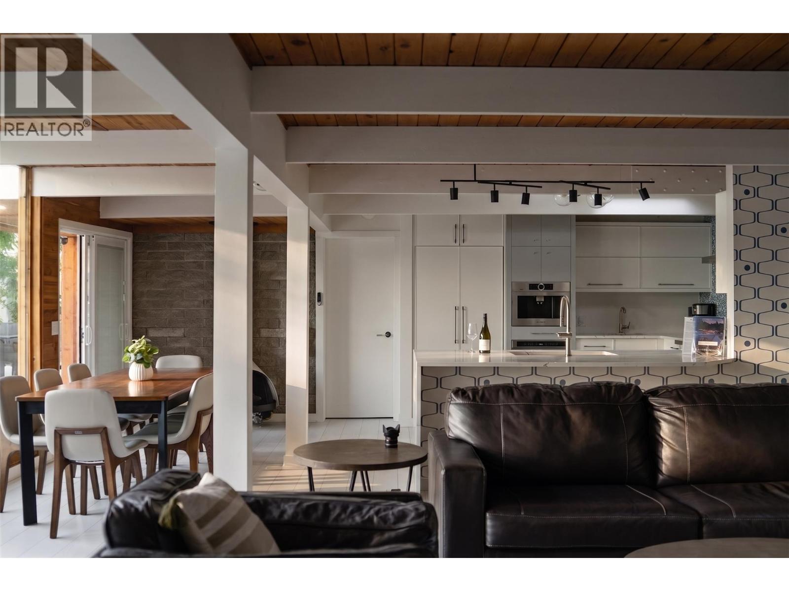 266 ALDER Avenue - 35