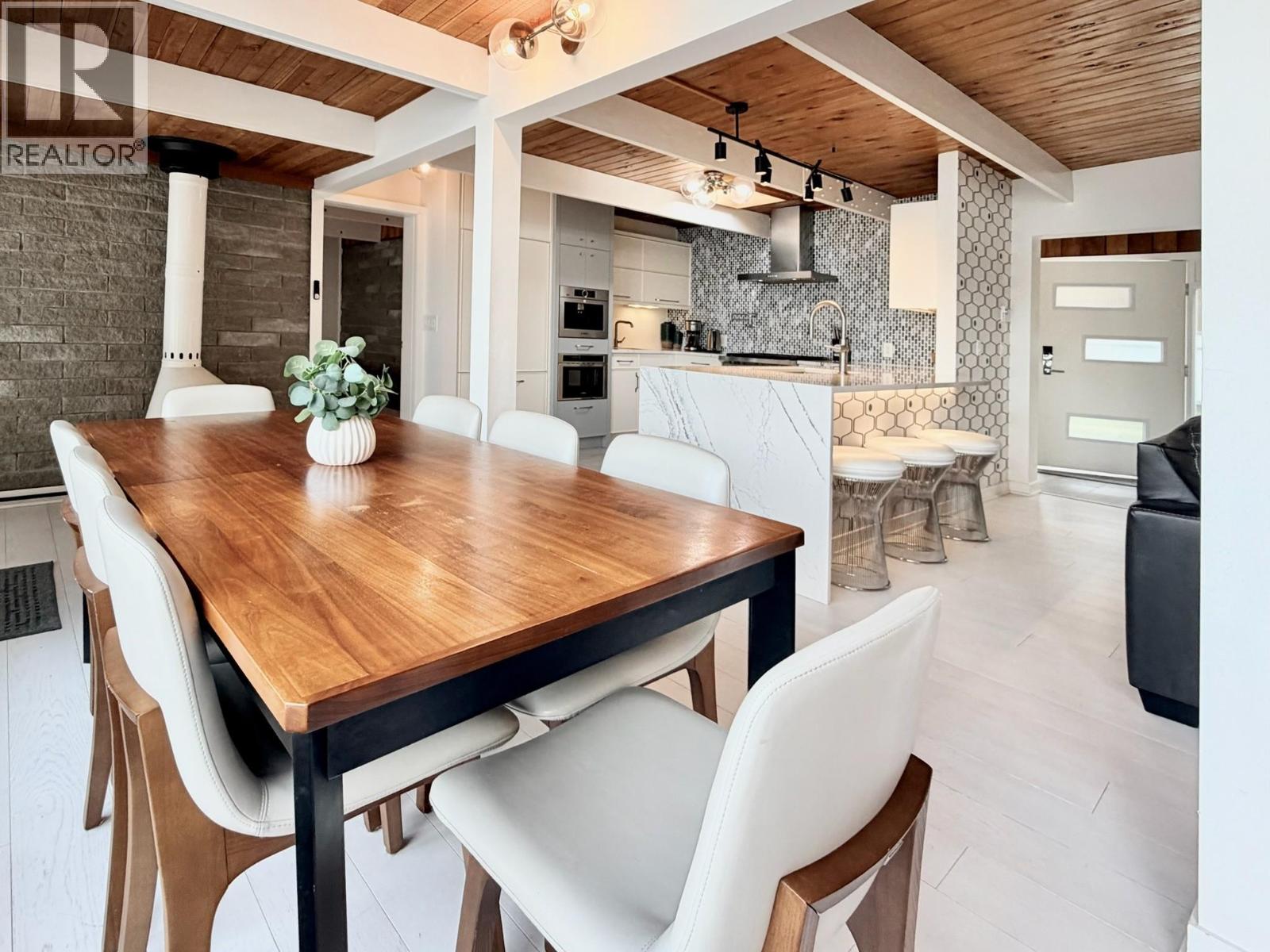 266 ALDER Avenue - 31