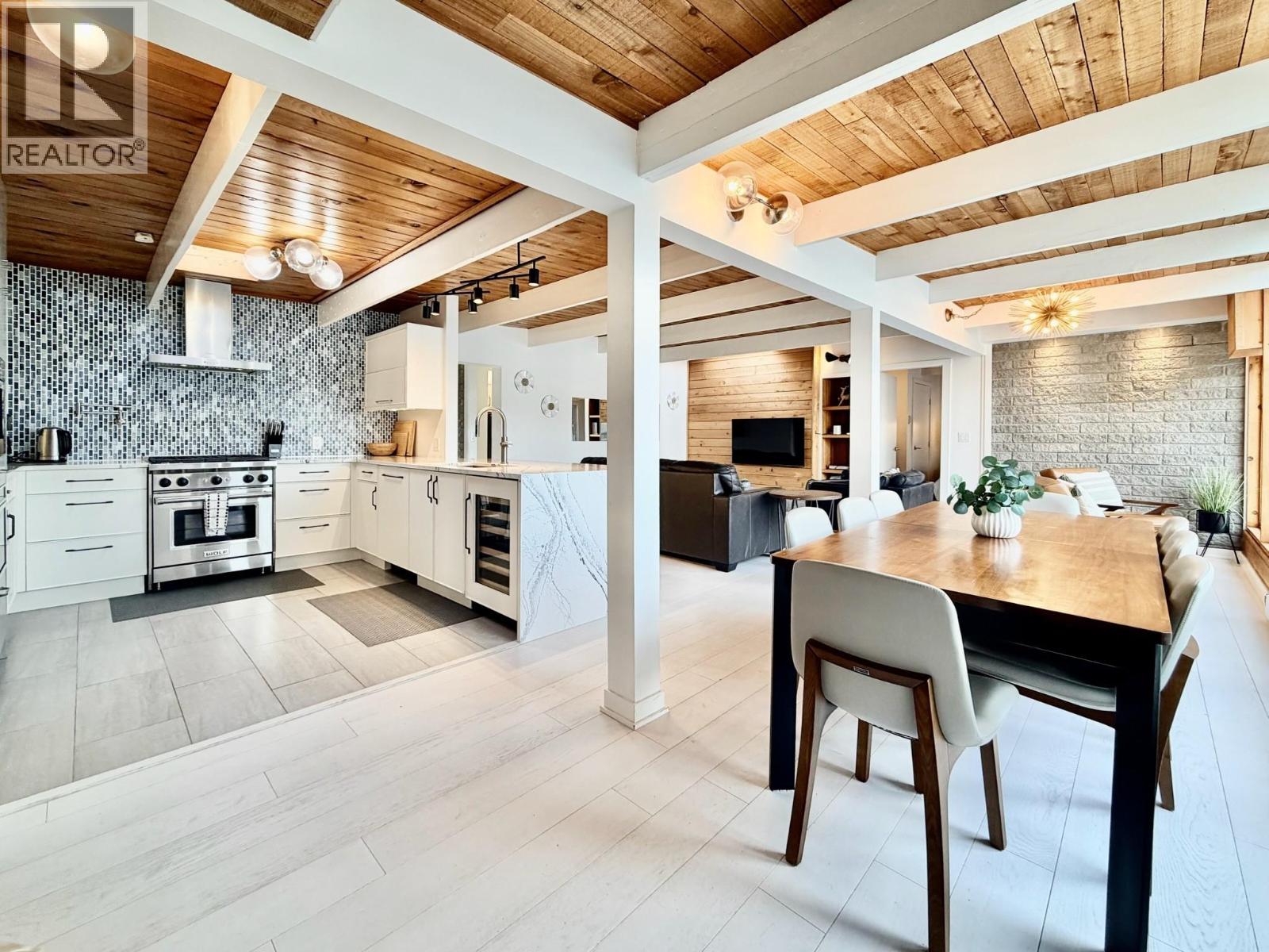 266 ALDER Avenue - 20