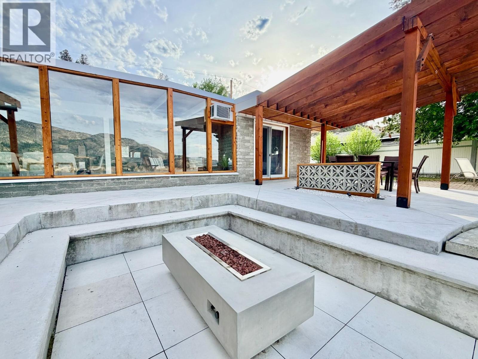 266 ALDER Avenue - 69