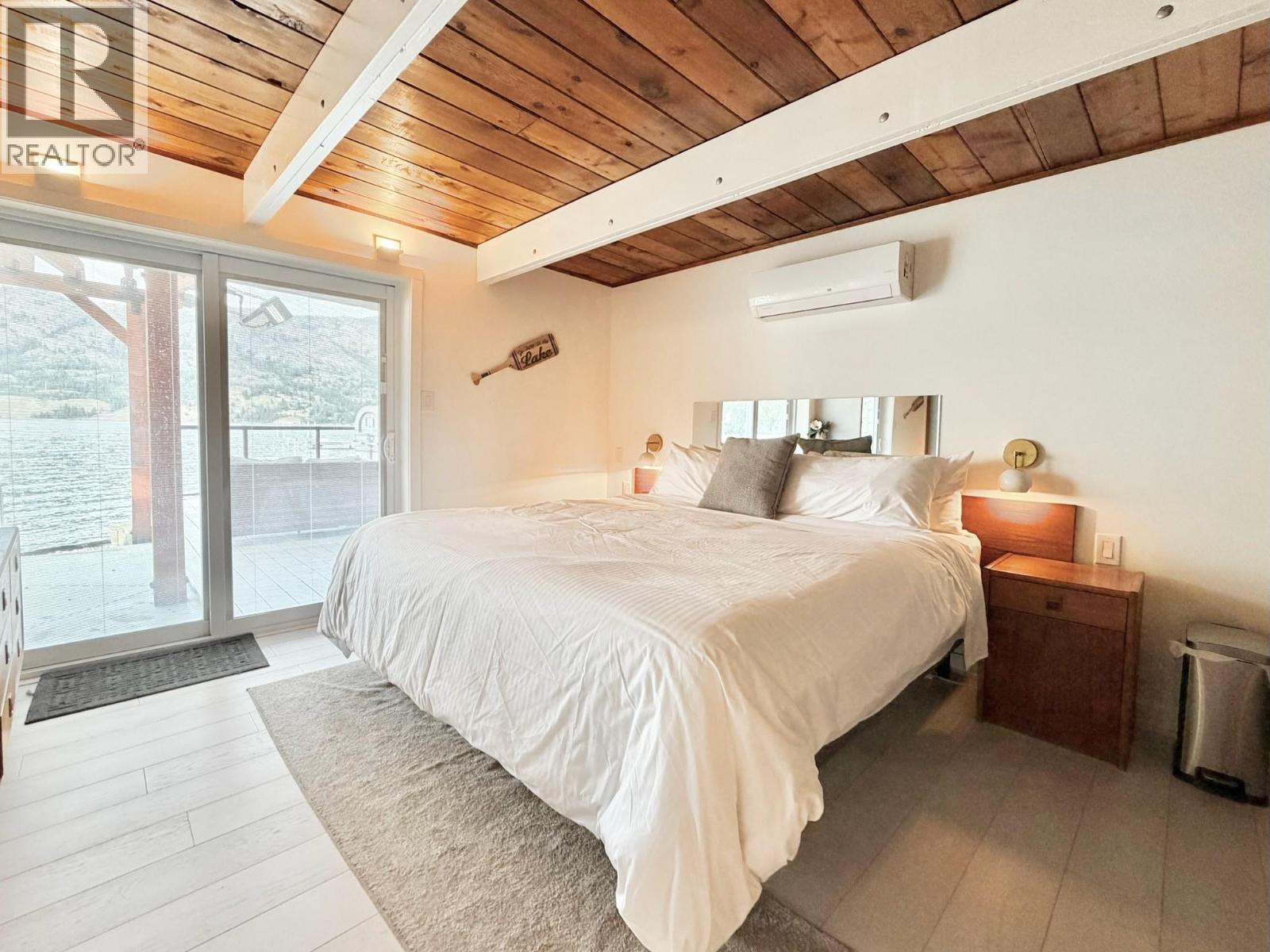 266 ALDER Avenue - 40