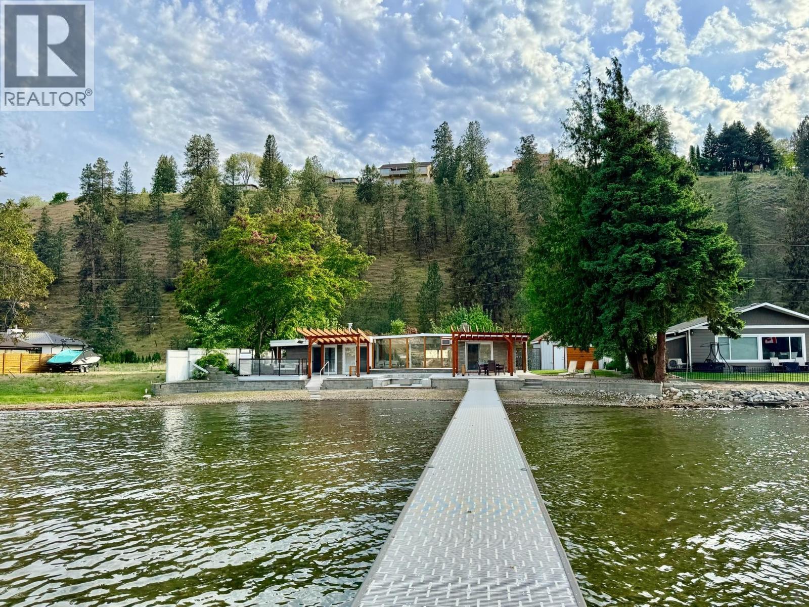 266 ALDER Avenue - 82
