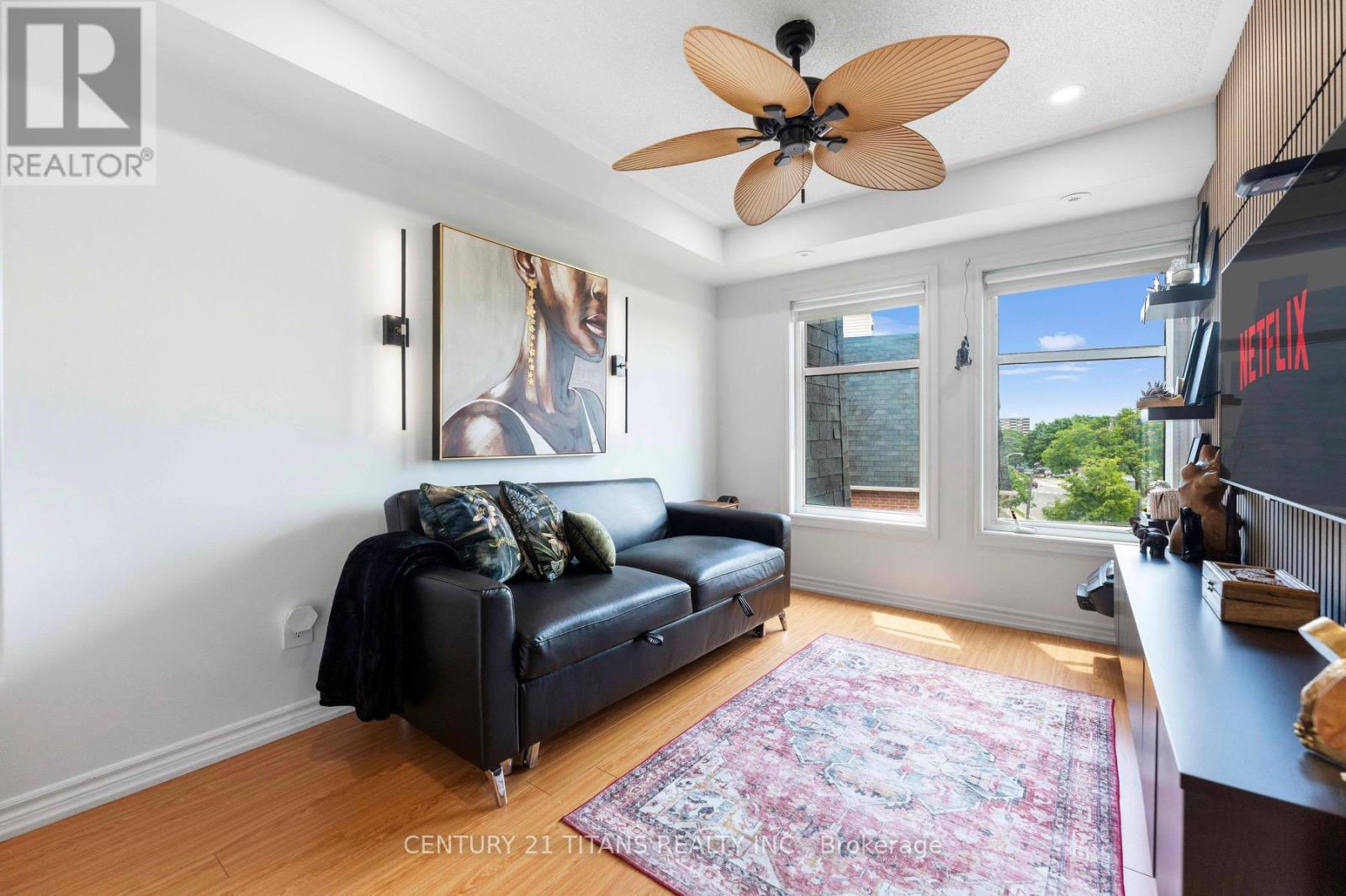 #222 1837 EGLINTON AVENUE E - 20