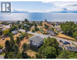 Patio - 650 Lazo Rd, Comox, BC V9M3V4 Photo 6