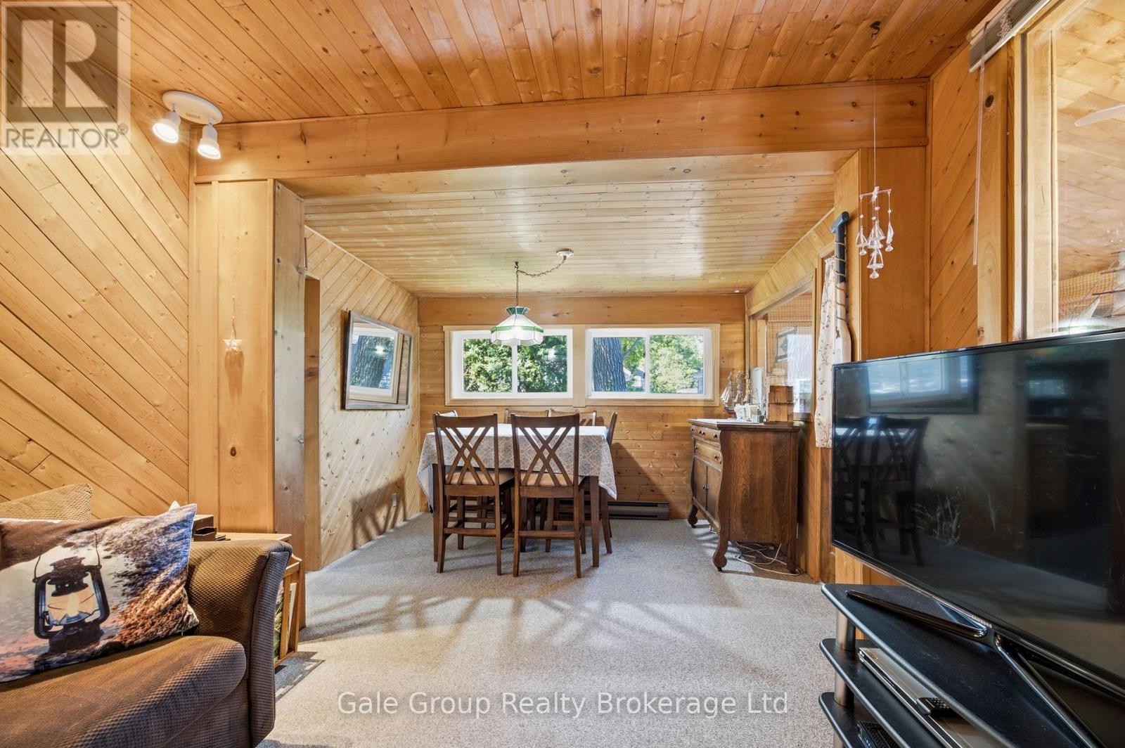 26 WOODWARD AVENUE - 13