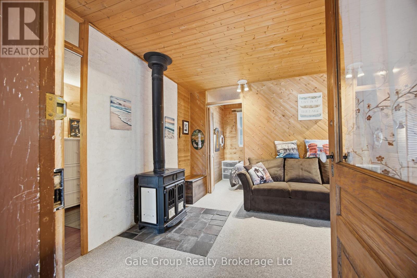 26 WOODWARD AVENUE - 11