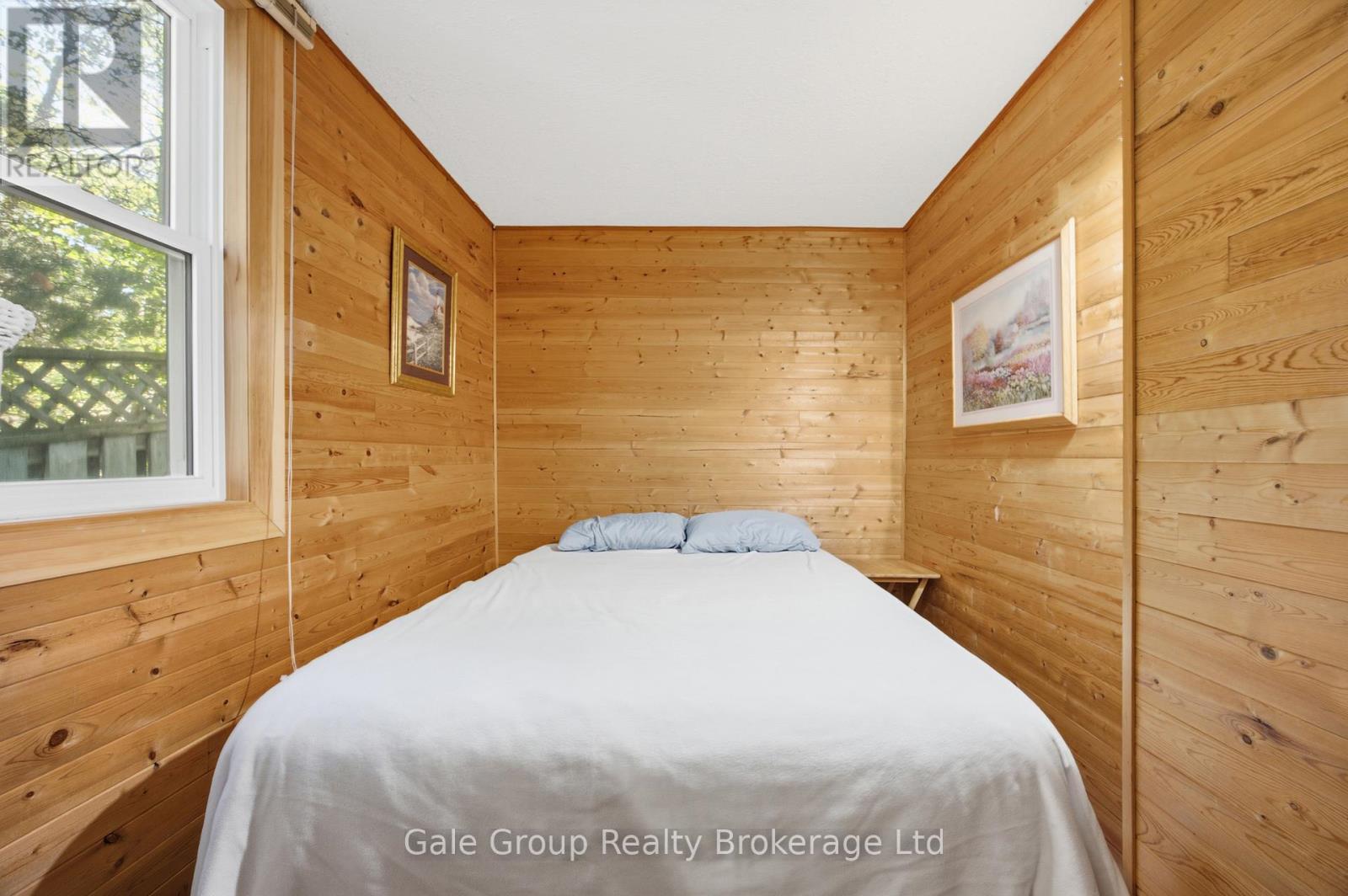 26 WOODWARD AVENUE - 23