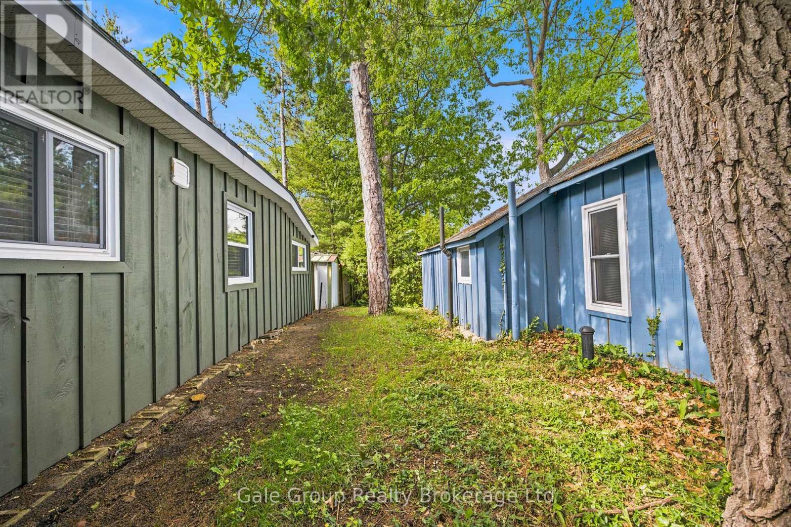 26 WOODWARD AVENUE - 30