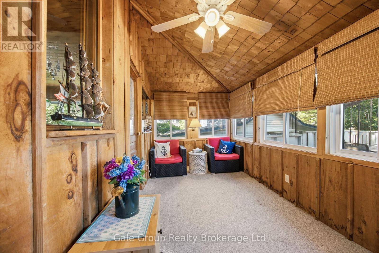 26 WOODWARD AVENUE - 7