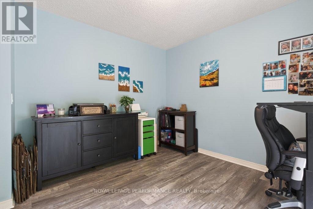 2 Bed, 2 Bath House for Sale in Ottawa – 6580 VISTA PATRICK PRIVATE, Ottawa – MLS# X13478942 - Image 27