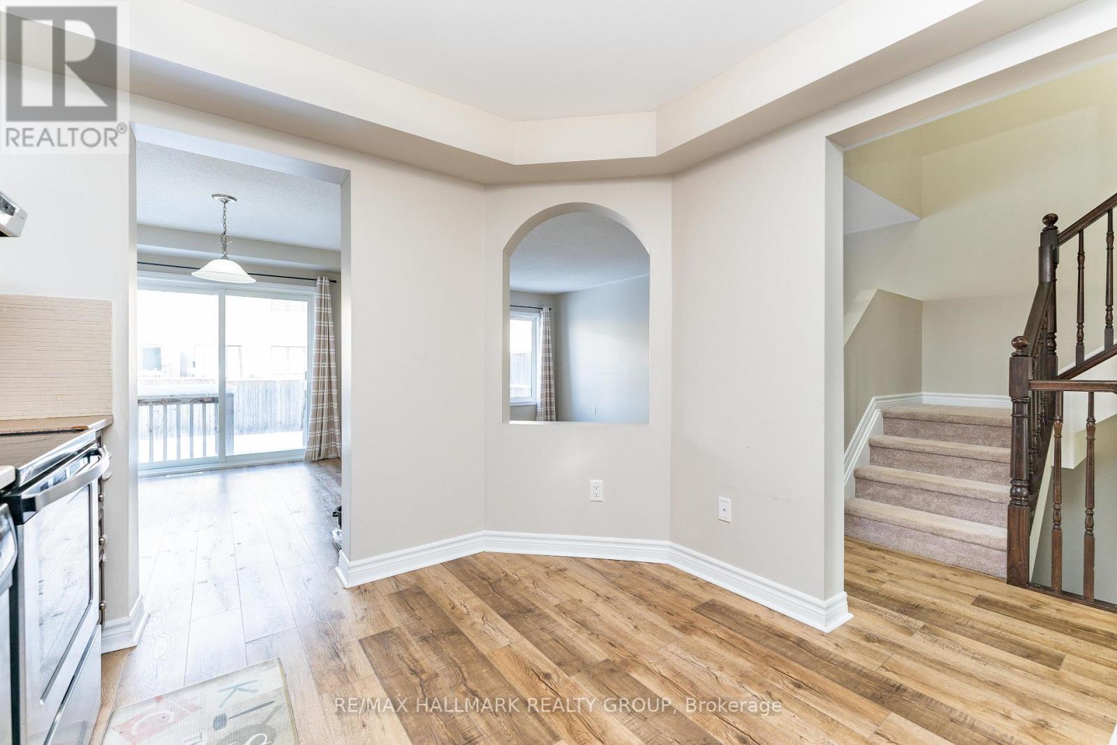 3 Bed, 3 Bath House for Rent in Ottawa – 155 CALVINGTON AVENUE, Ottawa – MLS# X13479040 - Image 11