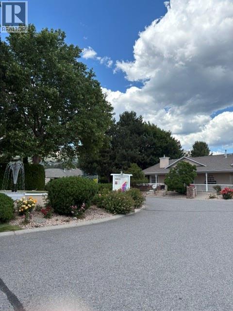 #31 2250 Louie Drive - 38