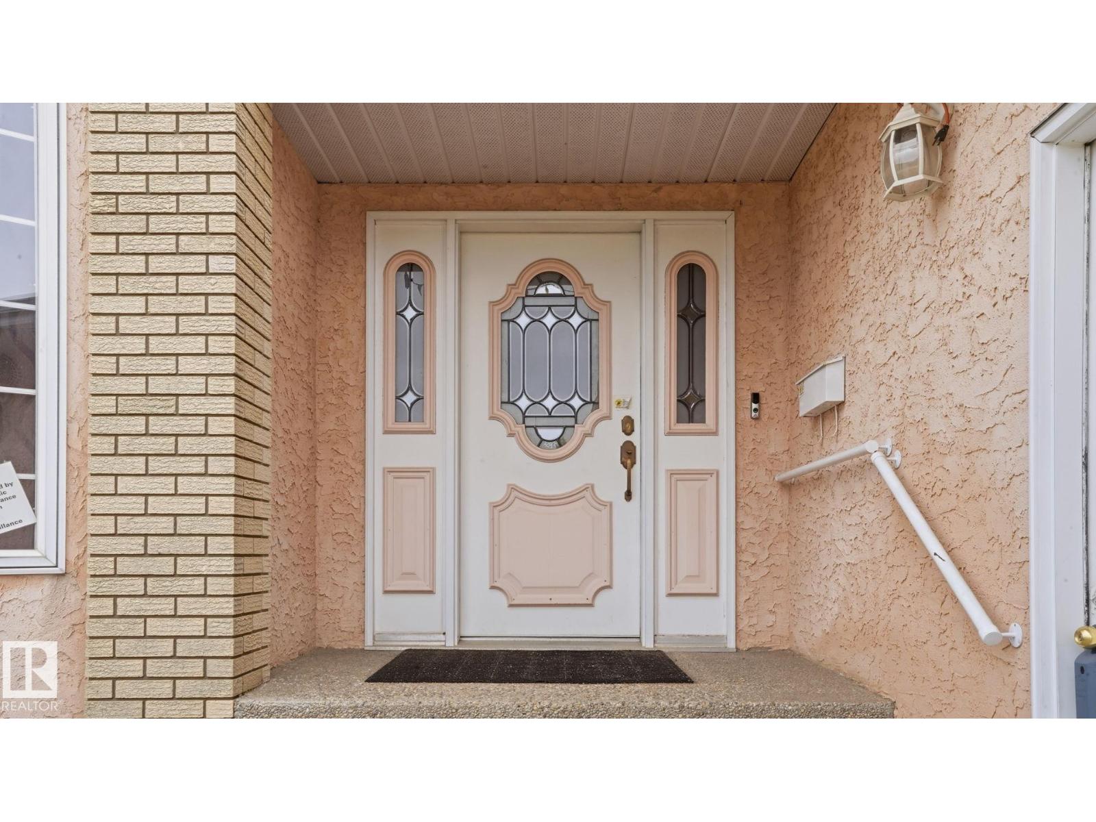 6119 156 AV NW - 2