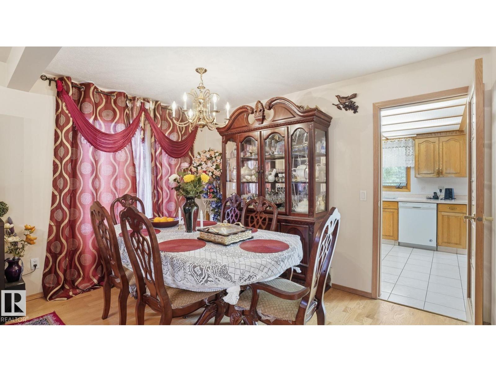 6119 156 AV NW - 7