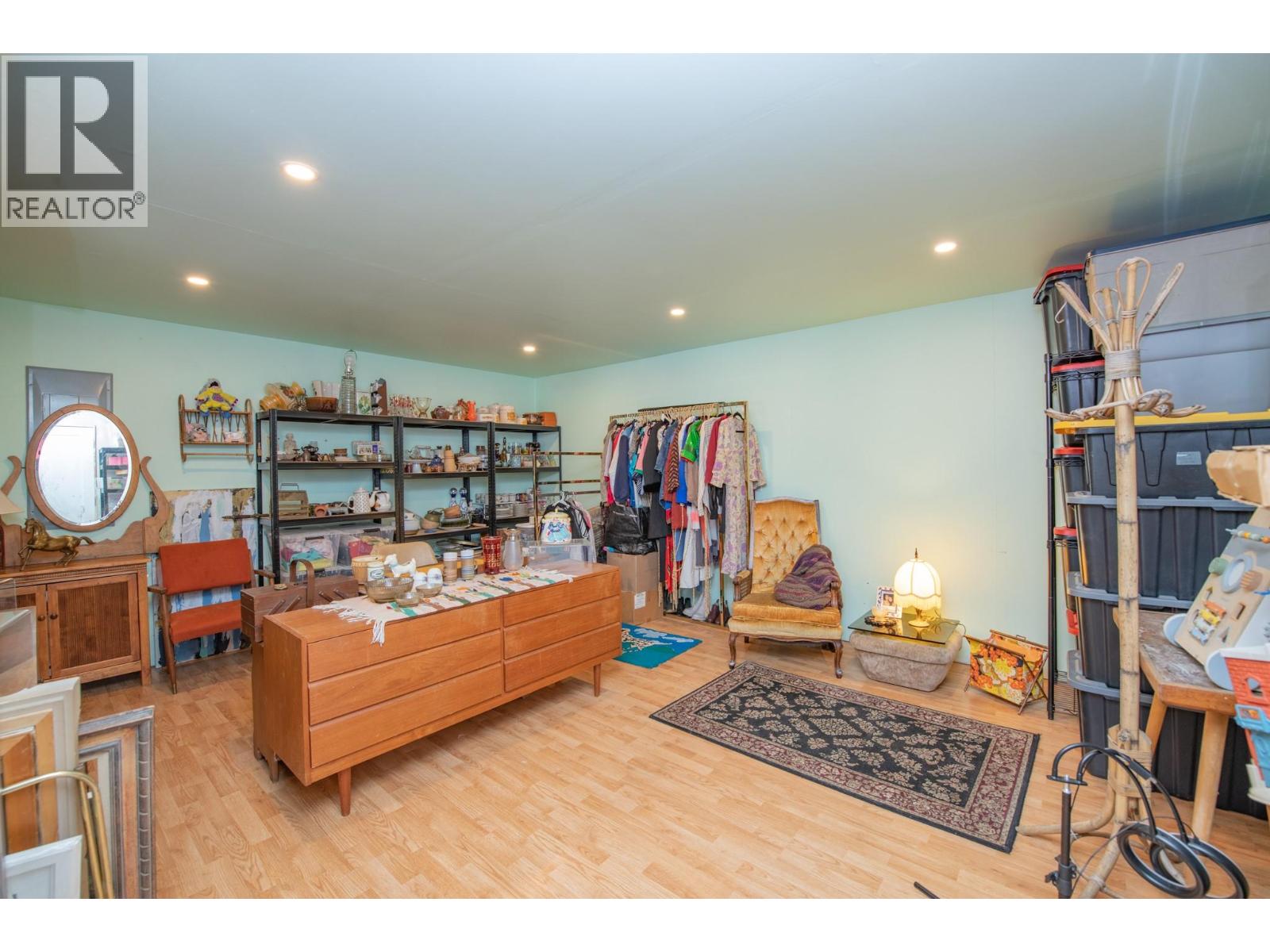 9535 Keithley Road - 40