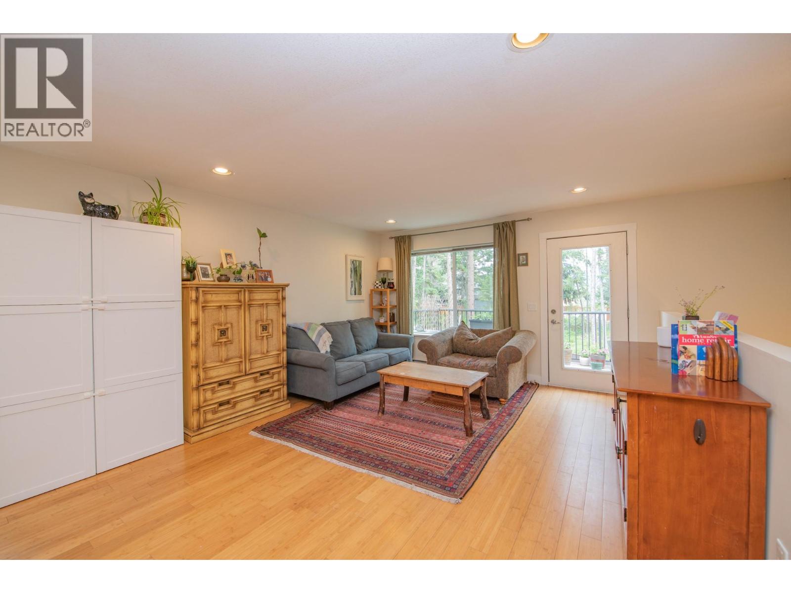 9535 Keithley Road - 17