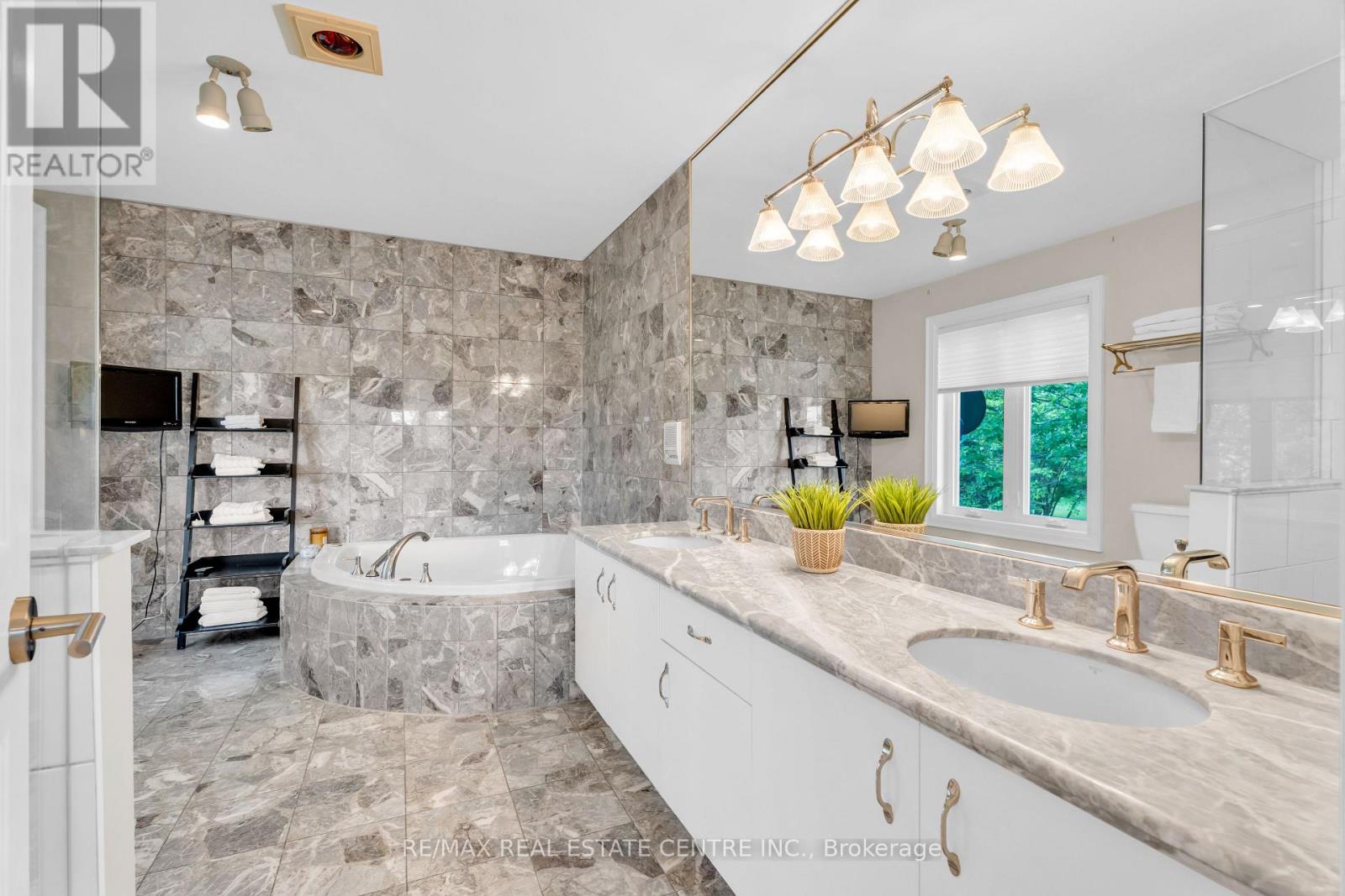20 SHORTILL ROAD - 25