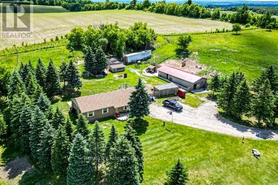 935545 AIRPORT ROAD - 32