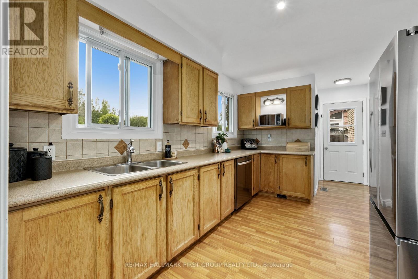 667 WESTWOOD DRIVE - 13