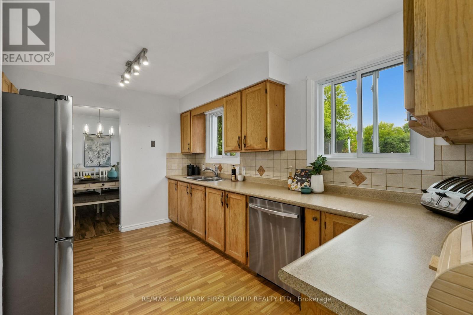 667 WESTWOOD DRIVE - 15