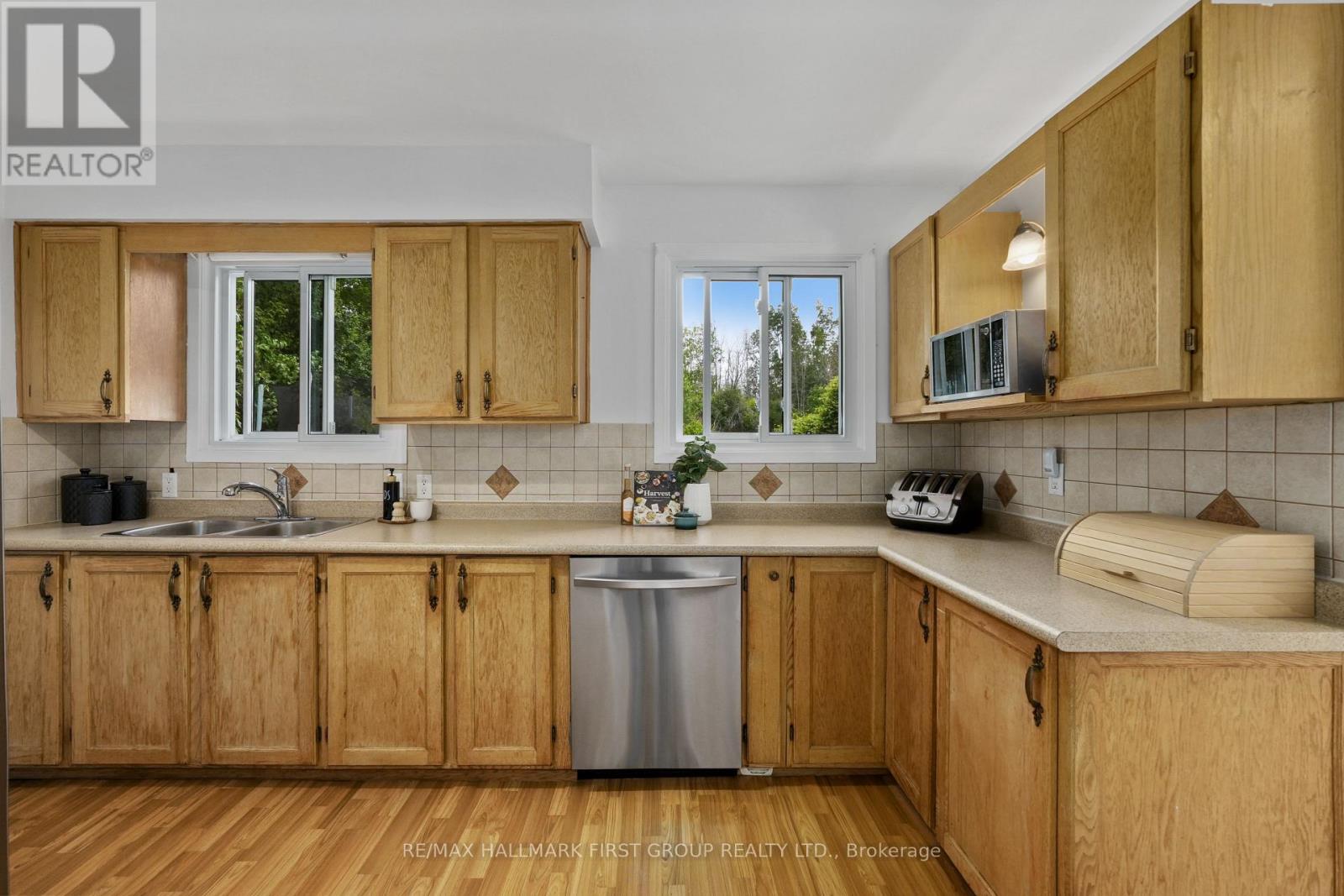 667 WESTWOOD DRIVE - 16