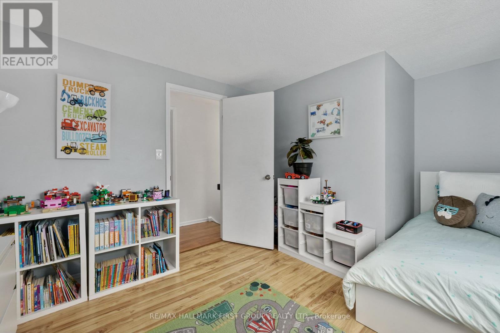 667 WESTWOOD DRIVE - 25