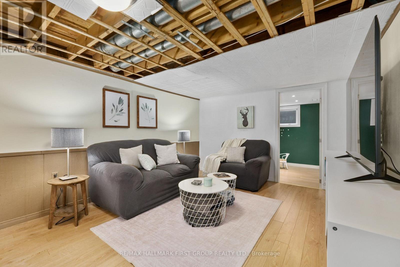 667 WESTWOOD DRIVE - 28