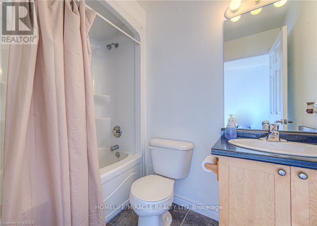 #101 415 GRANGE ROAD - 14