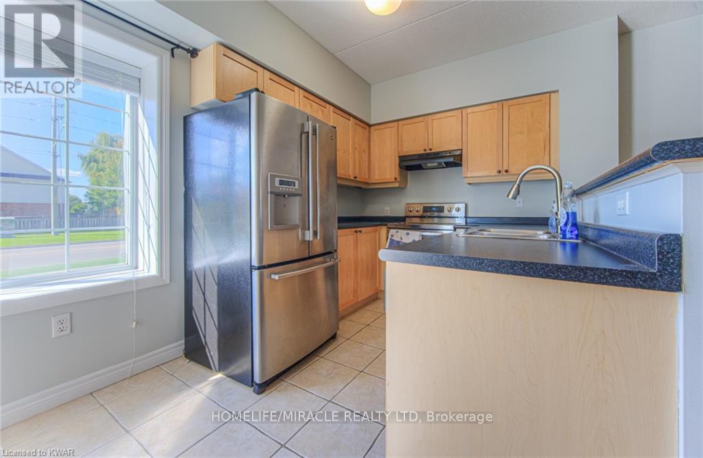 #101 415 GRANGE ROAD - 8