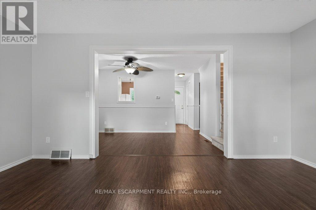 #1 75 VENTURA DRIVE - 22