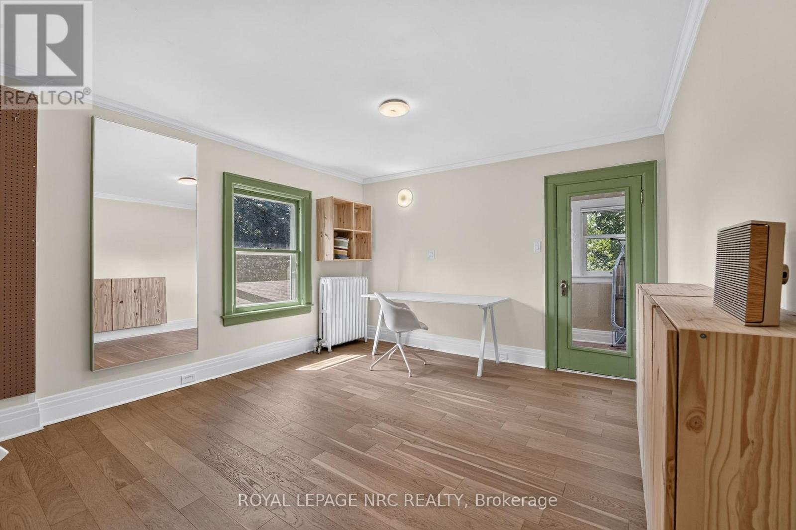 9 THAIRS AVENUE - 32