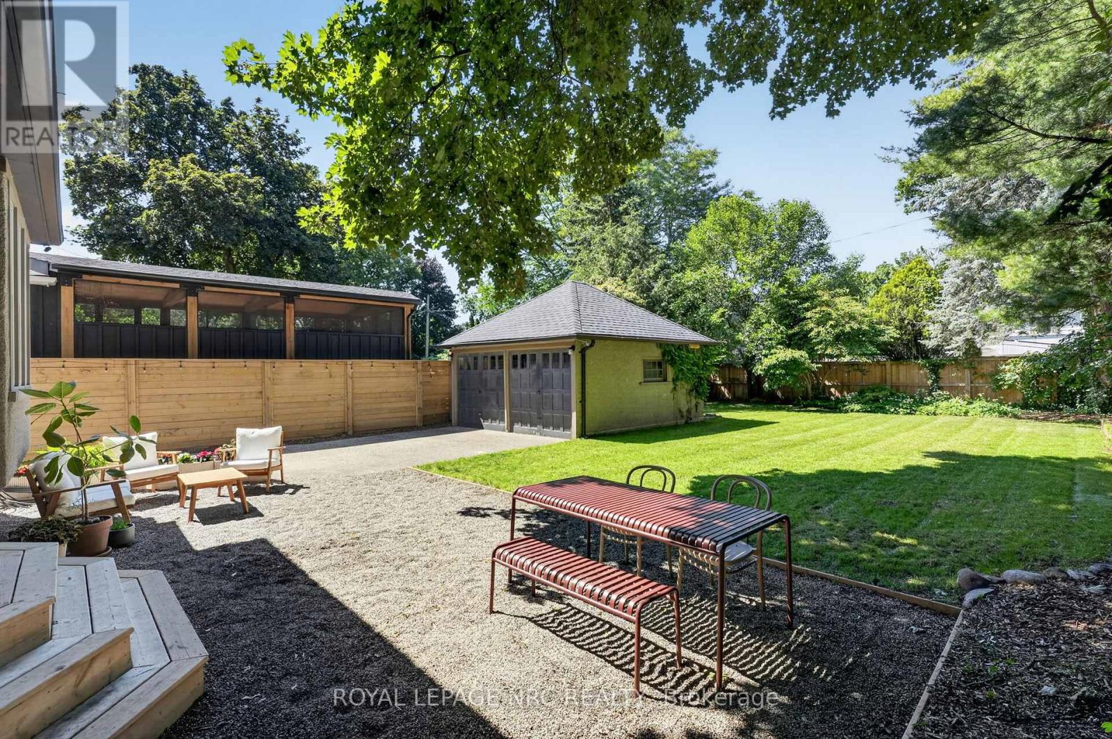 9 THAIRS AVENUE - 43