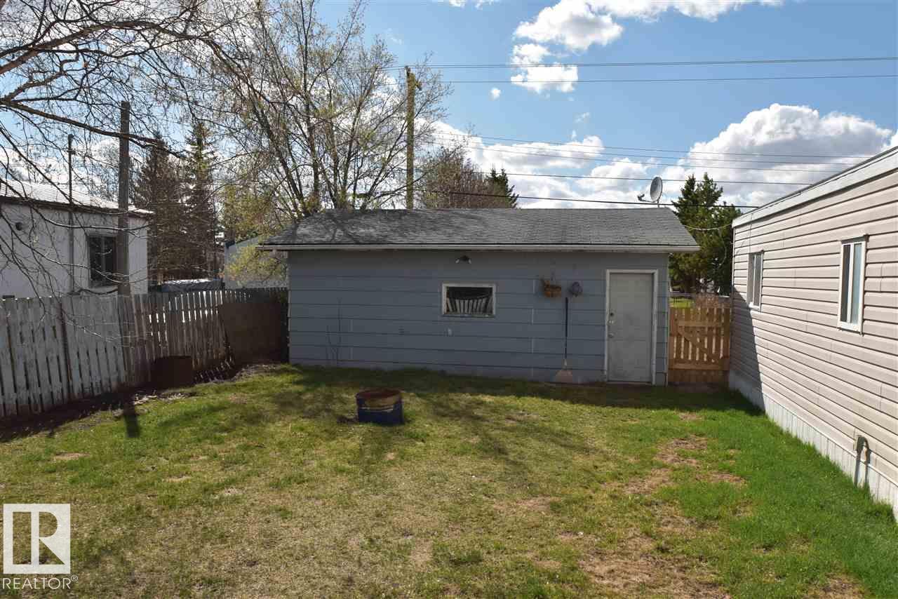 5414 54 street - 15