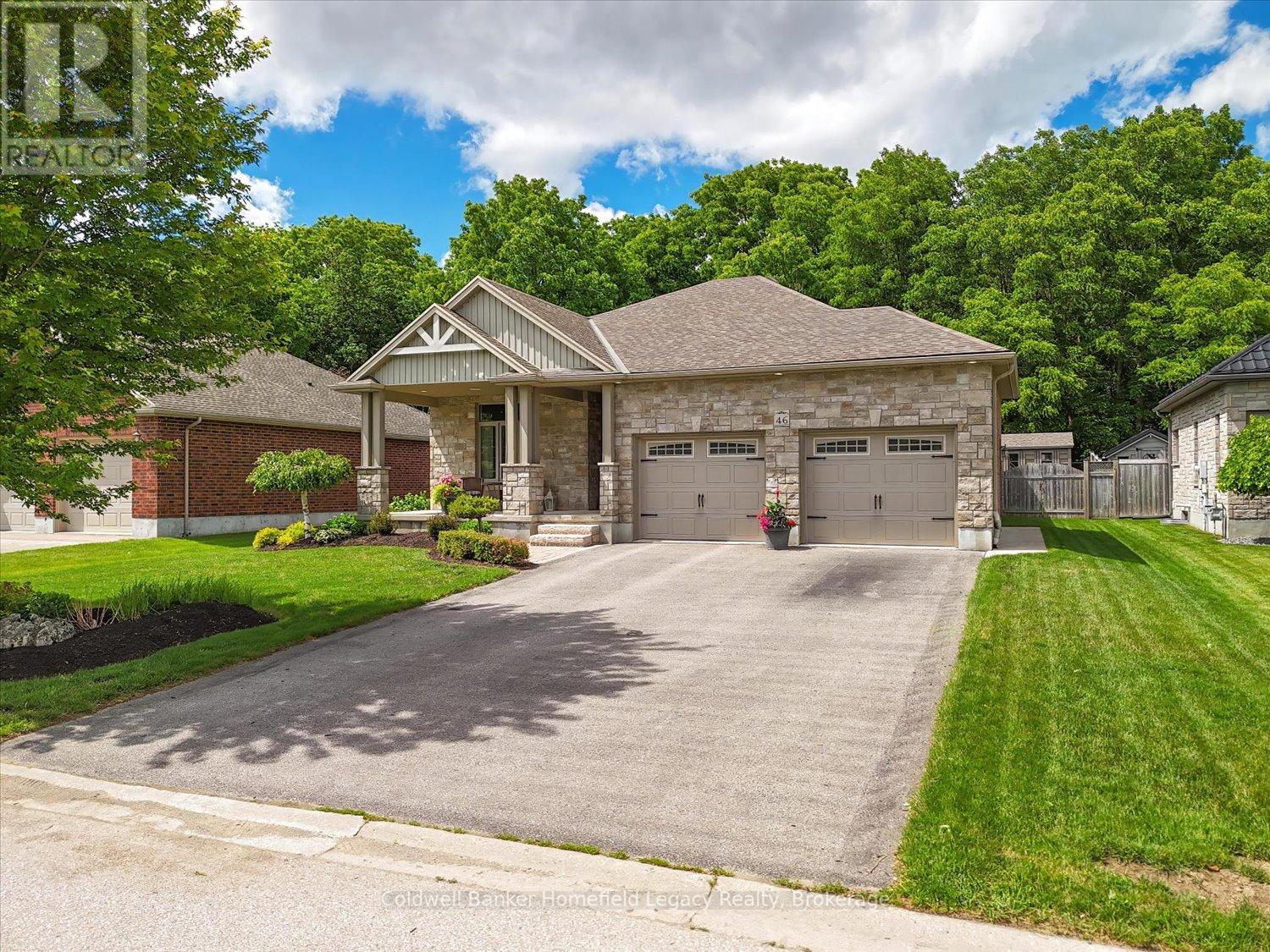 46 TRILLIUM CRESCENT - 1