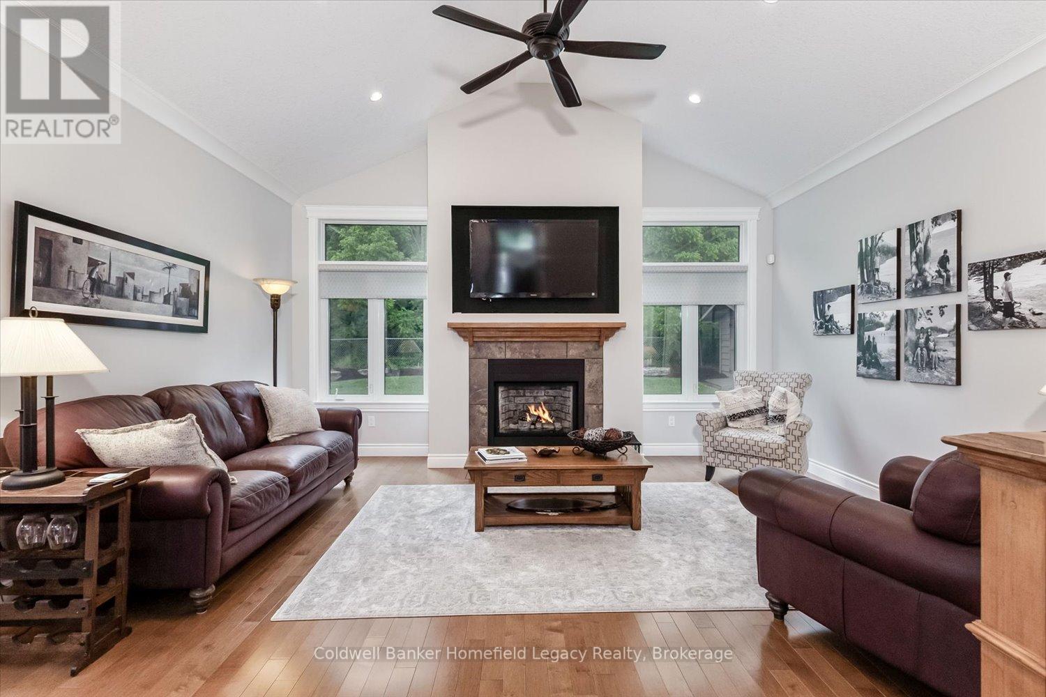 46 TRILLIUM CRESCENT - 12