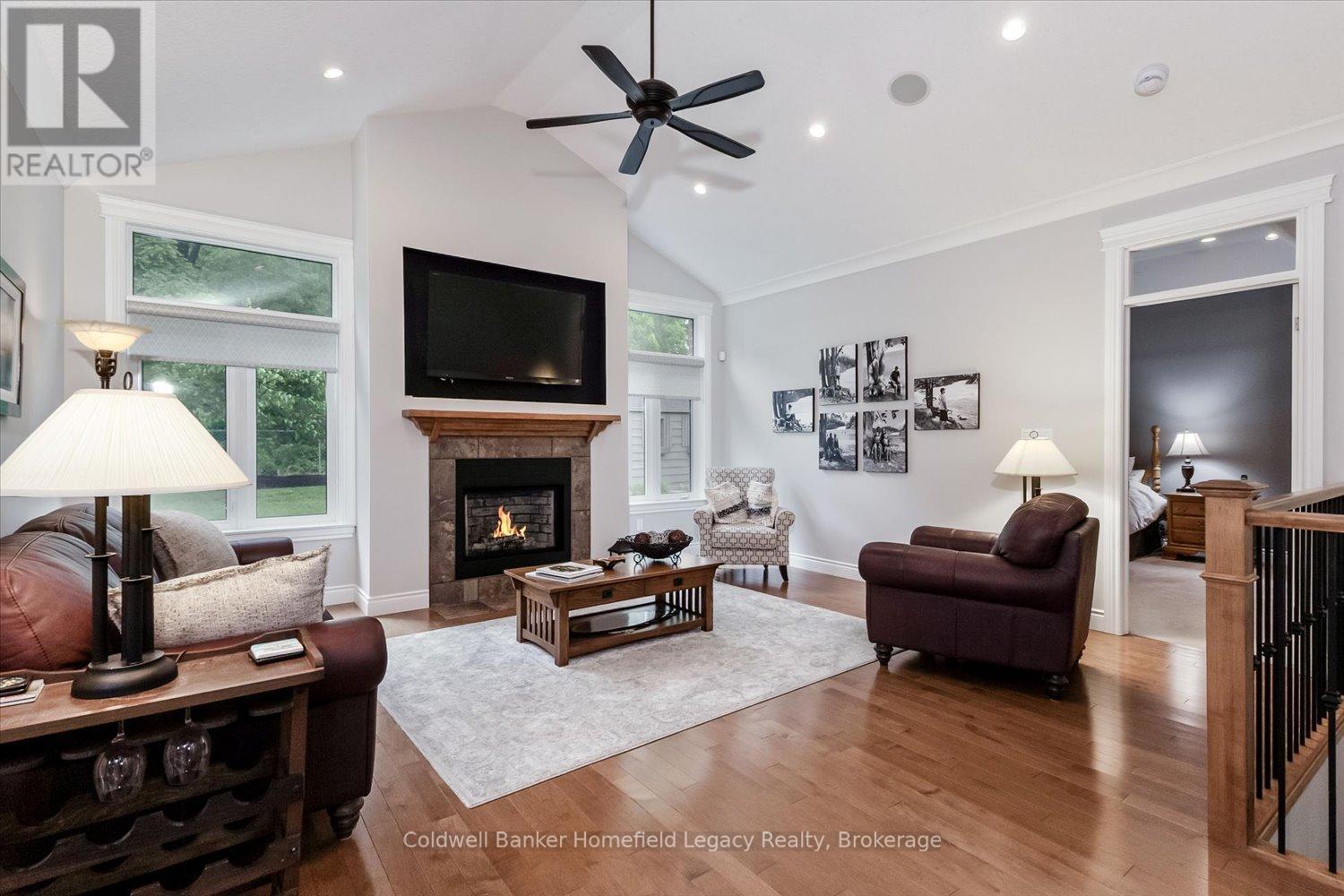 46 TRILLIUM CRESCENT - 13