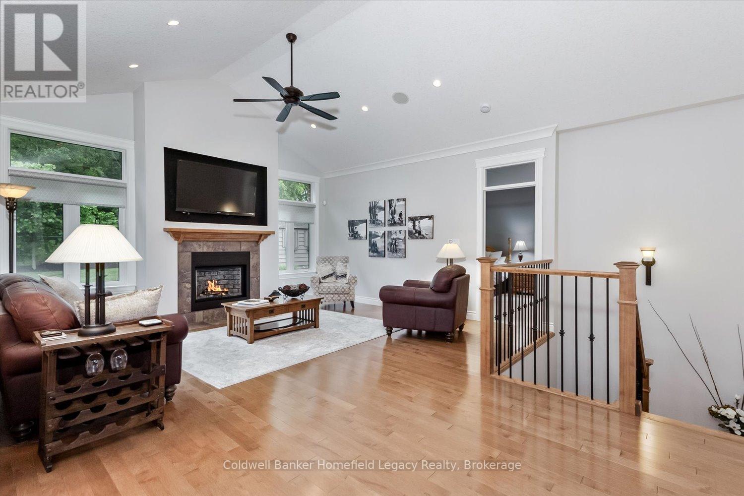 46 TRILLIUM CRESCENT - 14