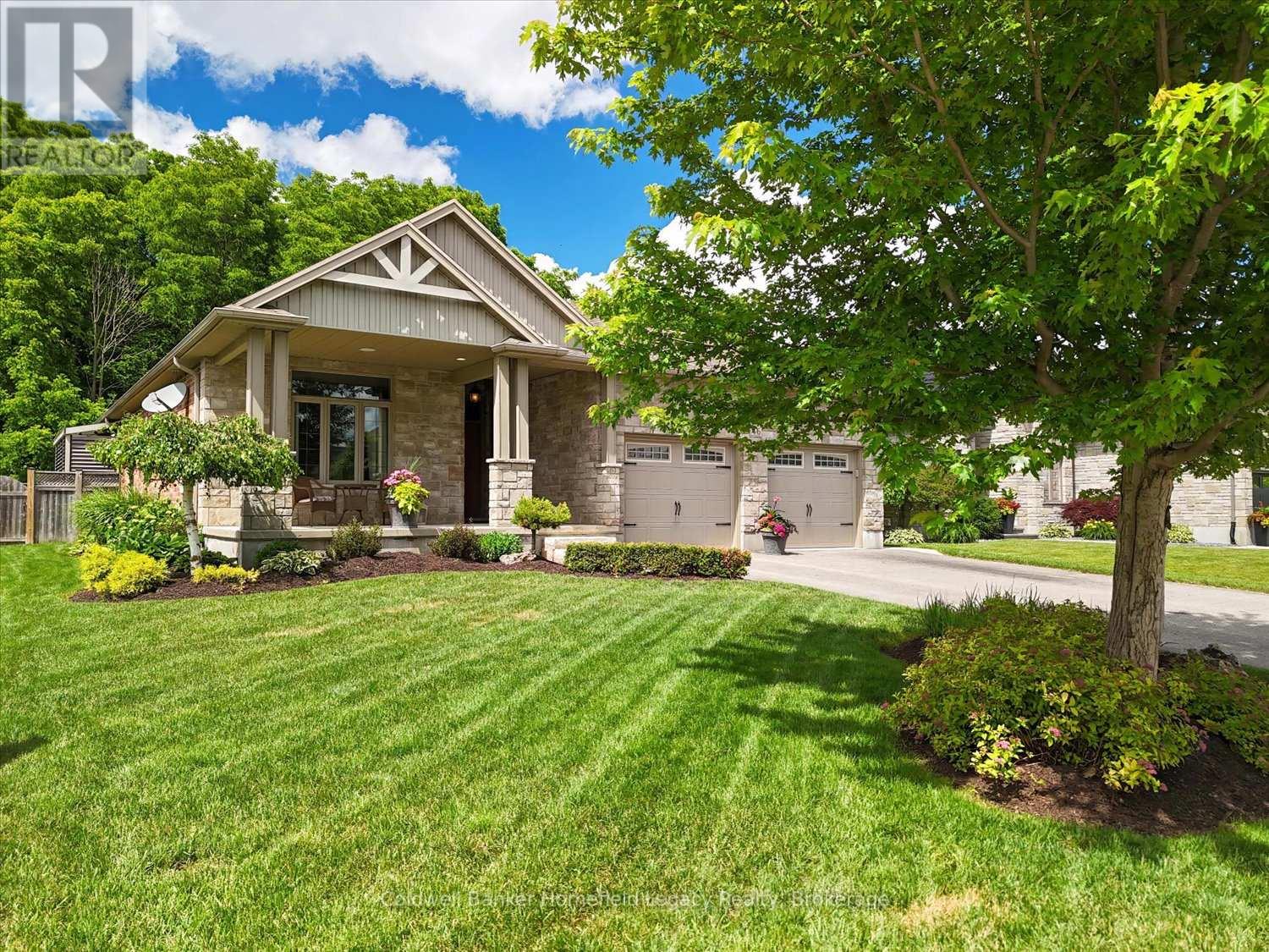 46 TRILLIUM CRESCENT - 3