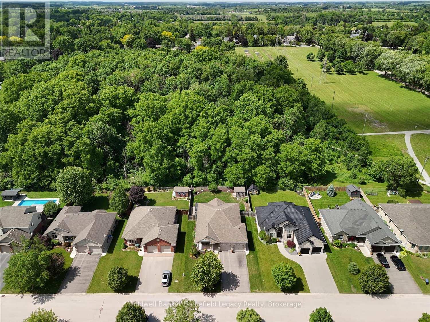 46 TRILLIUM CRESCENT - 7